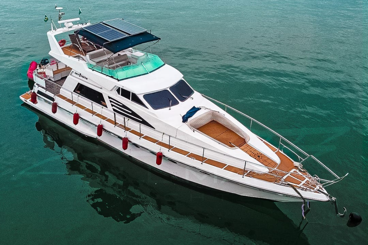 YATCH PAADISE ALUGUEL DE LANCHA E JETSKI EM PORTO BELO E BALNEÁRIO CAMBORIÚ (1)