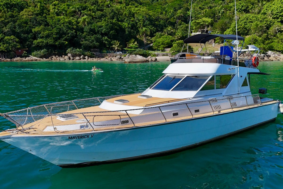 YATCH PAADISE ALUGUEL DE LANCHA E JETSKI EM PORTO BELO E BALNEÁRIO CAMBORIÚ (4)
