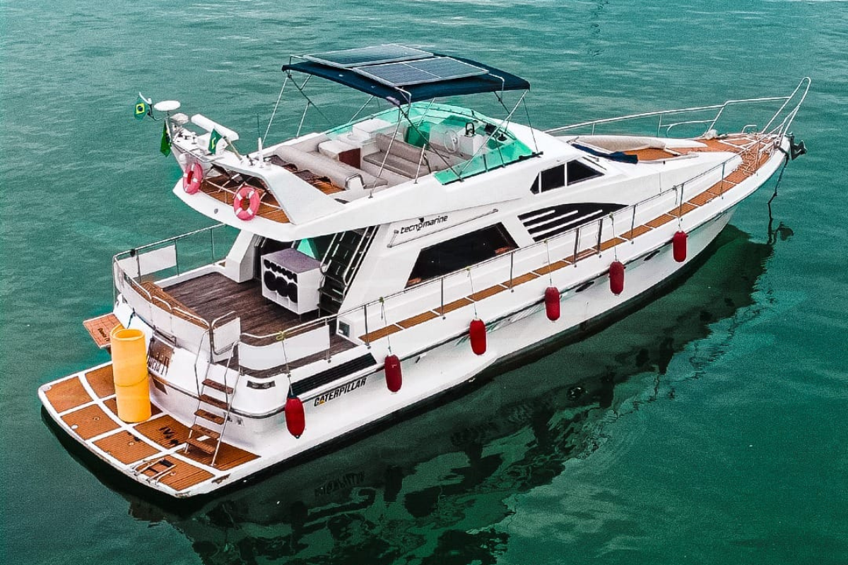 YATCH PAADISE ALUGUEL DE LANCHA E JETSKI EM PORTO BELO E BALNEÁRIO CAMBORIÚ (5)