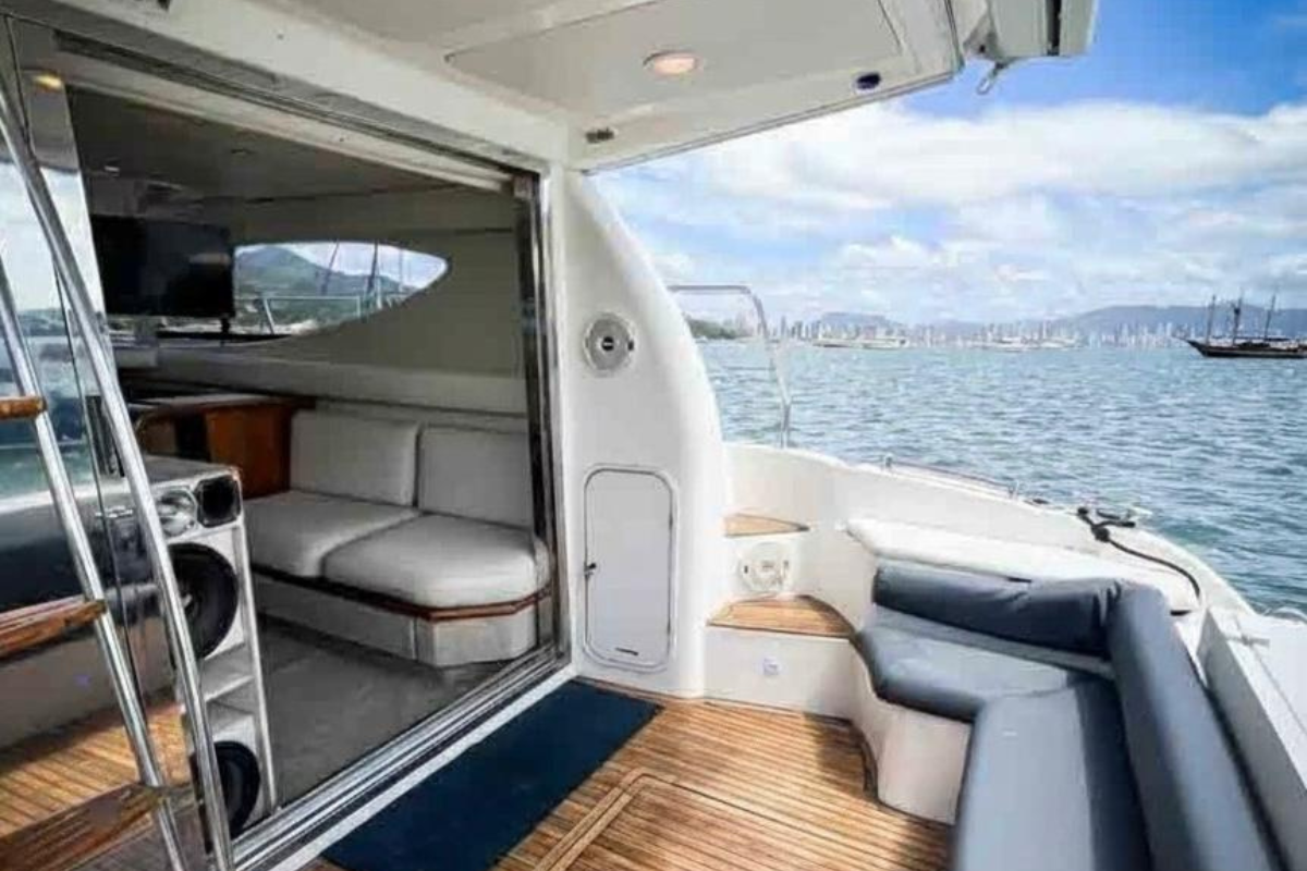 YATCH PAADISE ALUGUEL DE LANCHA E JETSKI EM PORTO BELO E BALNEÁRIO CAMBORIÚ (8)